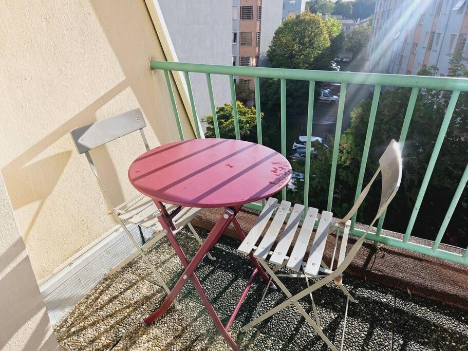 Le Studio De Max - Terrasse Et Parking Βαλένς Εξωτερικό φωτογραφία